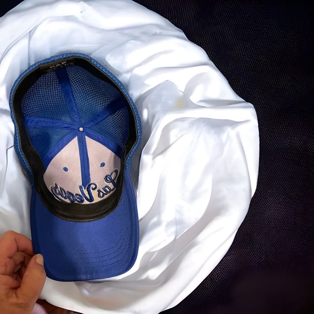 Las Vegas Royal Blue Fitted Cap Size L/XL Unisex Like New Conditions. - Picture 2 of 4